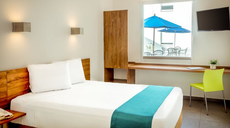 <b>One Playa del Carmen Room</b>. Images powered by <a href="https://www.leonardoworldwide.com/" title="Leonardo Worldwide" target="_blank">Leonardo</a>.
