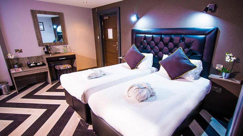 <b>The Grand Hotel, Swansea Room</b>. Images powered by <a href="https://www.leonardoworldwide.com/" title="Leonardo Worldwide" target="_blank">Leonardo</a>.