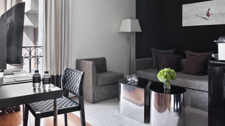 <b>Hotel Unico Madrid Suite</b>. Images powered by <a href="https://leonardo.com/" title="Leonardo Worldwide" target="_blank">Leonardo</a>.