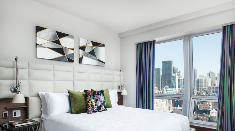 The Langham, New York, Fifth Avenue Suite