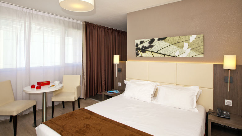 <b>Sejours & Affaires St Mande Room</b>. Images powered by <a href="https://www.leonardoworldwide.com/" title="Leonardo Worldwide" target="_blank">Leonardo</a>.