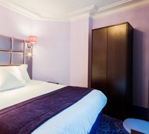 Hotel d'Alsace Room