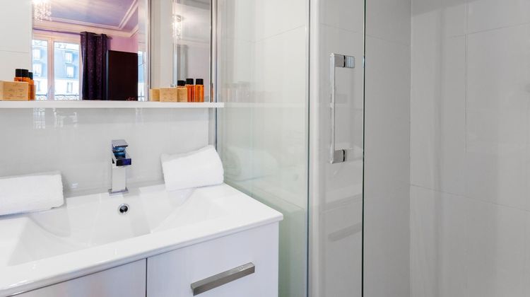 Hotel d'Alsace Room