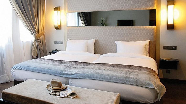 <b>Imperial Casablanca Room</b>. Images powered by <a href="https://www.leonardoworldwide.com/" title="Leonardo Worldwide" target="_blank">Leonardo</a>.