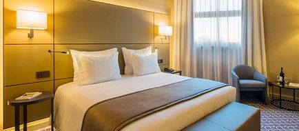 Hotel Dom Henrique Room