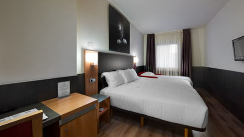 <b>Hotel Maisonnave Room</b>. Images powered by <a href="https://www.leonardoworldwide.com/" title="Leonardo Worldwide" target="_blank">Leonardo</a>.