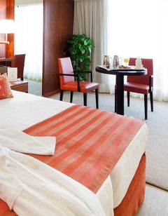 Royal Plaza Hotel