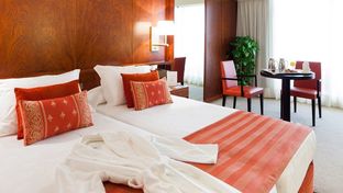 Royal Plaza Hotel