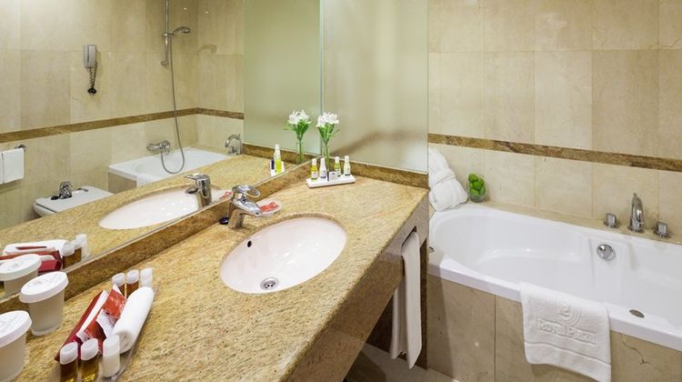 Royal Plaza Hotel Room
