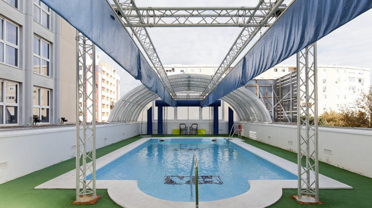 Hotel Vertice Sevilla Pool