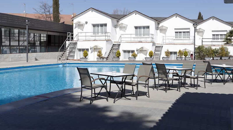<b>Osuna Hotel Pool</b>. Images powered by <a href="https://www.leonardoworldwide.com/" title="Leonardo Worldwide" target="_blank">Leonardo</a>.