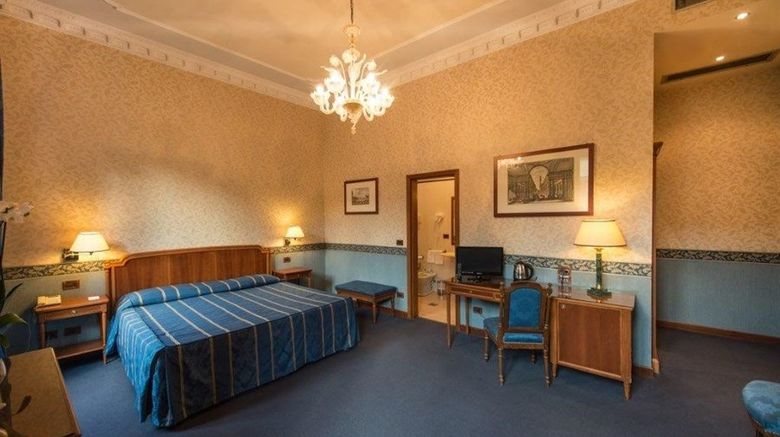 <b>Strozzi Palace Hotel Room</b>. Images powered by <a href="https://www.leonardoworldwide.com/" title="Leonardo Worldwide" target="_blank">Leonardo</a>.