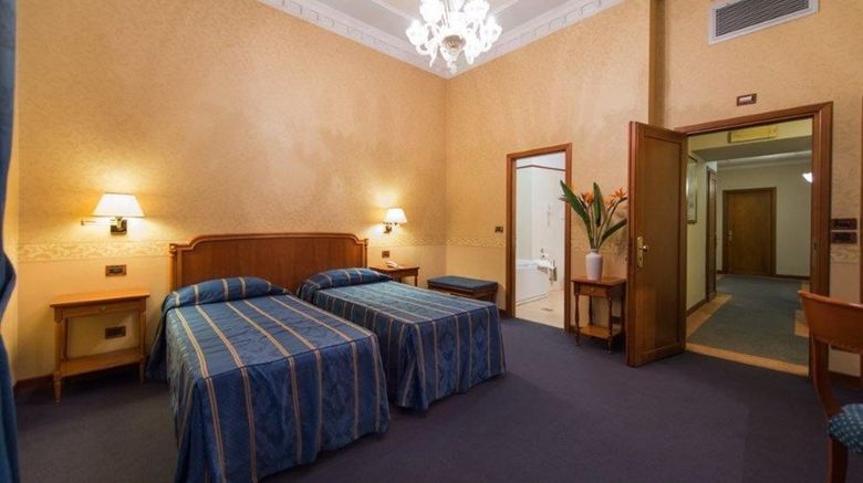 <b>Strozzi Palace Hotel Room</b>. Images powered by <a href="https://www.leonardoworldwide.com/" title="Leonardo Worldwide" target="_blank">Leonardo</a>.