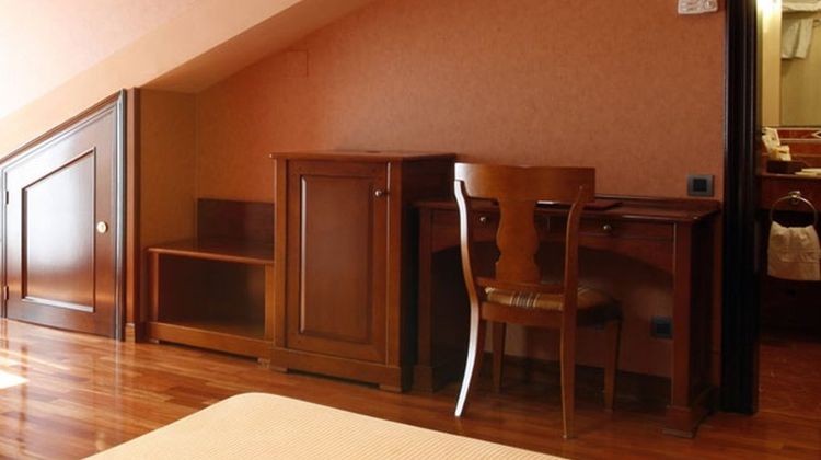 Alcomar Hotel Room