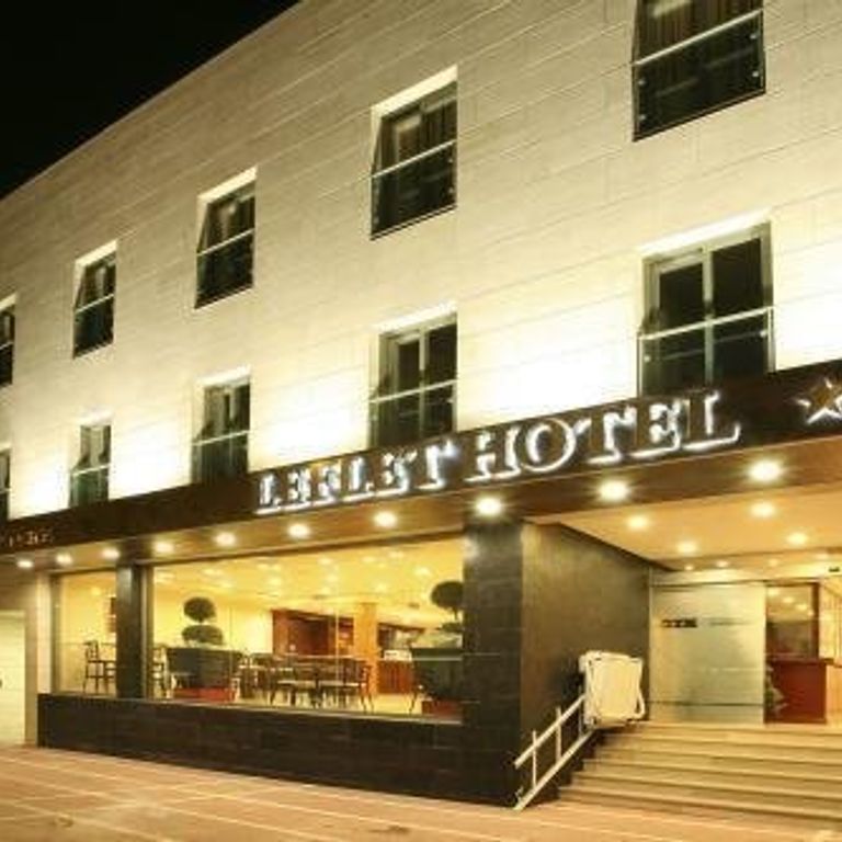 Hotel Leflet Valme