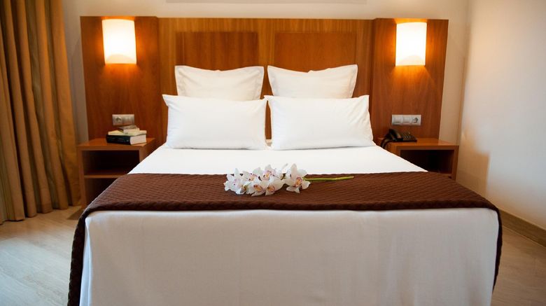 <b>Hotel Leflet Valme Room</b>. Images powered by <a href="https://www.leonardoworldwide.com/" title="Leonardo Worldwide" target="_blank">Leonardo</a>.