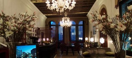 Ca' Gottardi Hotel Lobby