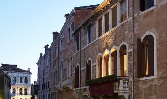 Ca' Gottardi Hotel Exterior