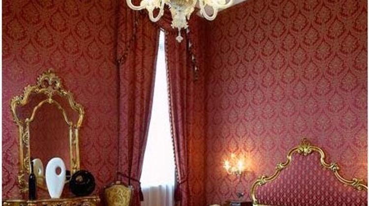 Ca' Gottardi Hotel Room