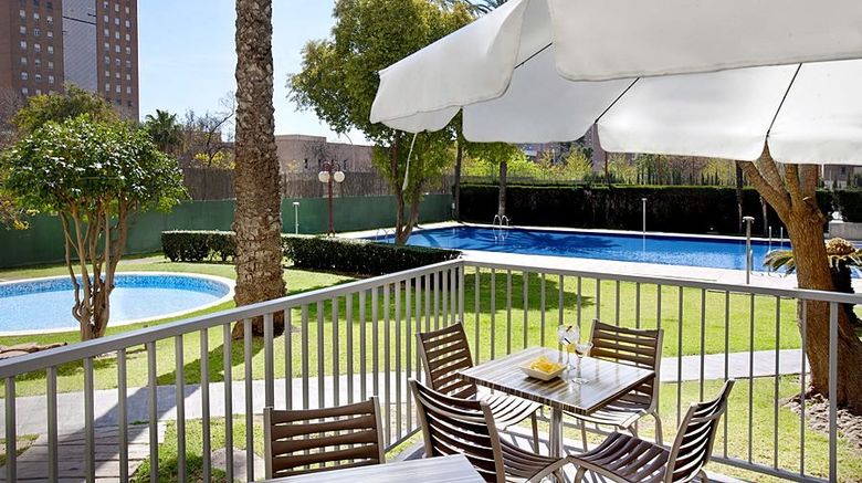 <b>Hotel Medium Valencia Pool</b>. Images powered by <a href="https://www.leonardoworldwide.com/" title="Leonardo Worldwide" target="_blank">Leonardo</a>.
