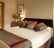 URH Zen Balagares Hotel & Spa Room
