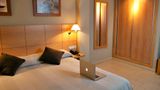 La City Hotel Room