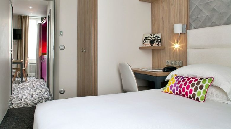 <b>Serotel Suites Opera Suite</b>. Images powered by <a href="https://www.leonardoworldwide.com/" title="Leonardo Worldwide" target="_blank">Leonardo</a>.