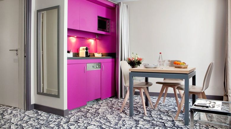 <b>Serotel Suites Opera Suite</b>. Images powered by <a href="https://www.leonardoworldwide.com/" title="Leonardo Worldwide" target="_blank">Leonardo</a>.