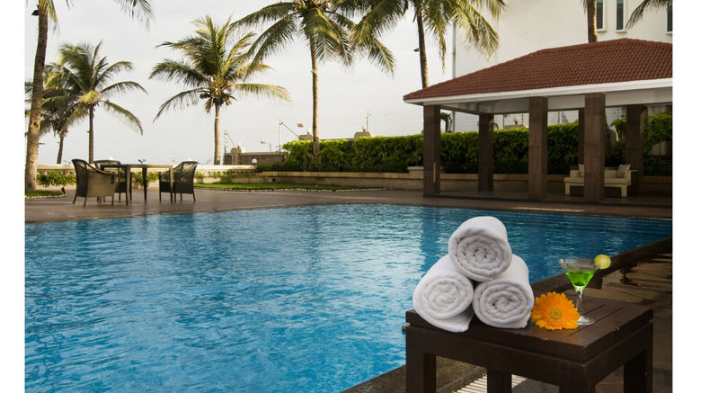 <b>The Gateway Hotel Beach Road Pool</b>. Images powered by <a href="https://www.leonardoworldwide.com/" title="Leonardo Worldwide" target="_blank">Leonardo</a>.