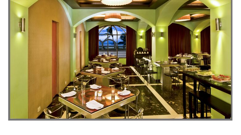 <b>The Gateway Hotel Beach Road Restaurant</b>. Images powered by <a href="https://www.leonardoworldwide.com/" title="Leonardo Worldwide" target="_blank">Leonardo</a>.