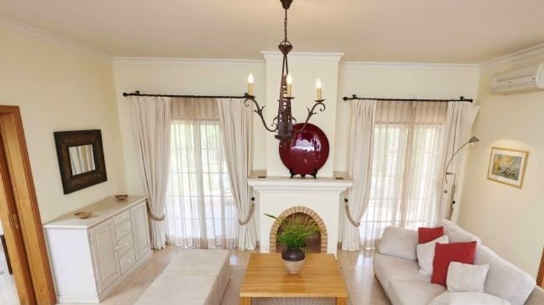 <b>Martinhal Quinta Family Resort Room</b>. Images powered by <a href="https://www.leonardoworldwide.com/" title="Leonardo Worldwide" target="_blank">Leonardo</a>.