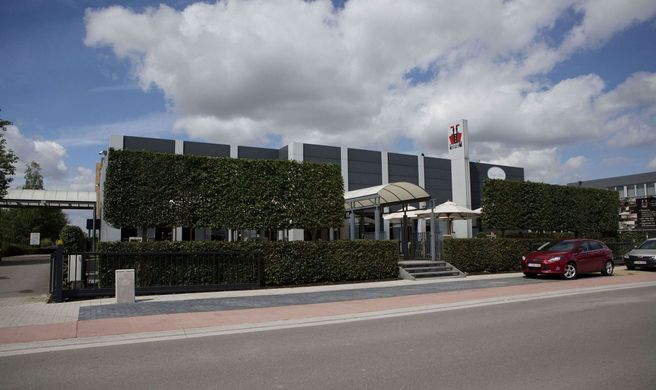 Gosset Hotel Exterior