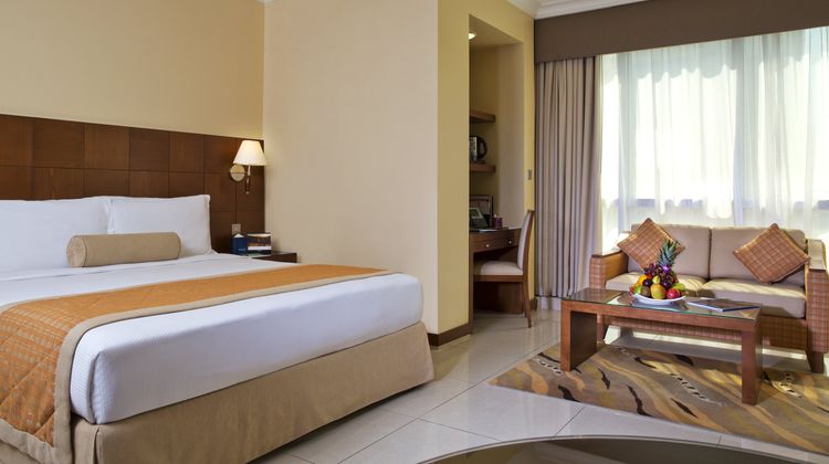 Kin Plaza Arjaan by Rotana Room