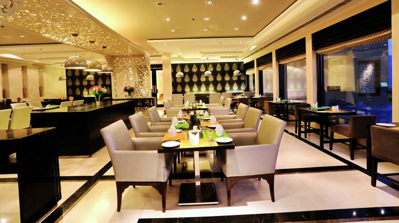 <b>Taj-Dal View, Srinagar Restaurant</b>. Images powered by <a href="https://www.leonardoworldwide.com/" title="Leonardo Worldwide" target="_blank">Leonardo</a>.