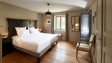 <b>Domaine de Fontenille Suite</b>. Images powered by <a href="https://www.leonardoworldwide.com/" title="Leonardo Worldwide" target="_blank">Leonardo</a>.