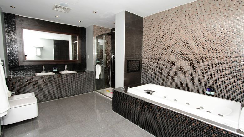 <b>Hotel Rafayel on the Left Bank Room</b>. Images powered by <a href="https://www.leonardoworldwide.com/" title="Leonardo Worldwide" target="_blank">Leonardo</a>.