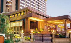 Taj Lands End