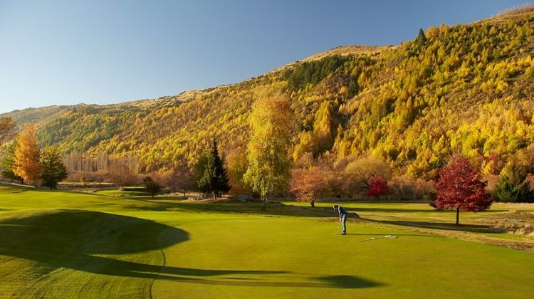 Swiss-Belresort Coronet Peak Golf