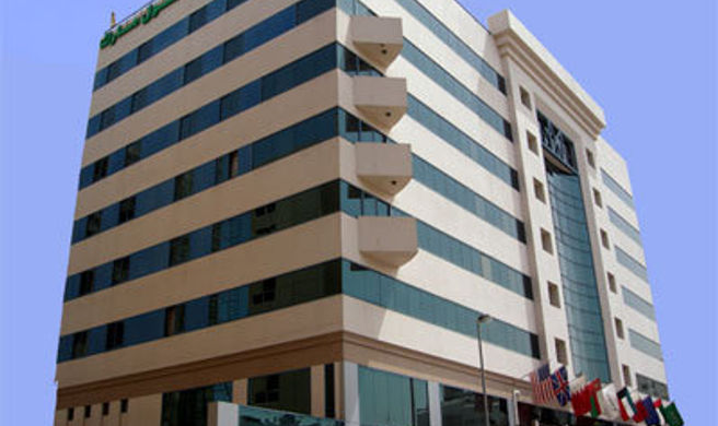 Summit Hotel Exterior