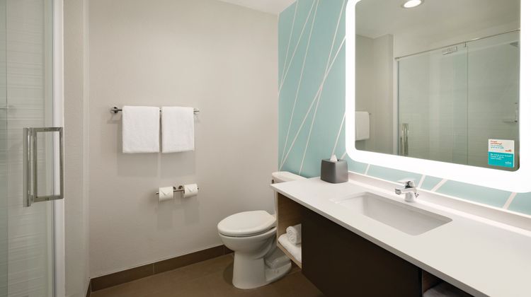 avid hotel El Paso East Room