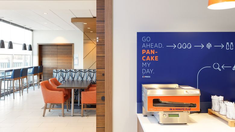 <b>Holiday Inn Exp Suites Arpt Area Restaurant</b>. Images powered by <a href="https://www.leonardoworldwide.com/" title="Leonardo Worldwide" target="_blank">Leonardo</a>.