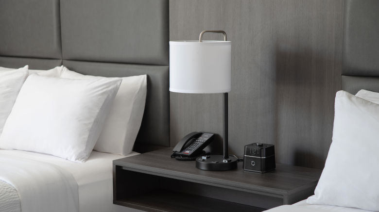 <b>Holiday Inn Express St Albans Room</b>. Images powered by <a href="https://www.leonardoworldwide.com/" title="Leonardo Worldwide" target="_blank">Leonardo</a>.