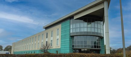 Holiday Inn London Luton North Exterior