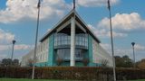 Holiday Inn London Luton North Exterior