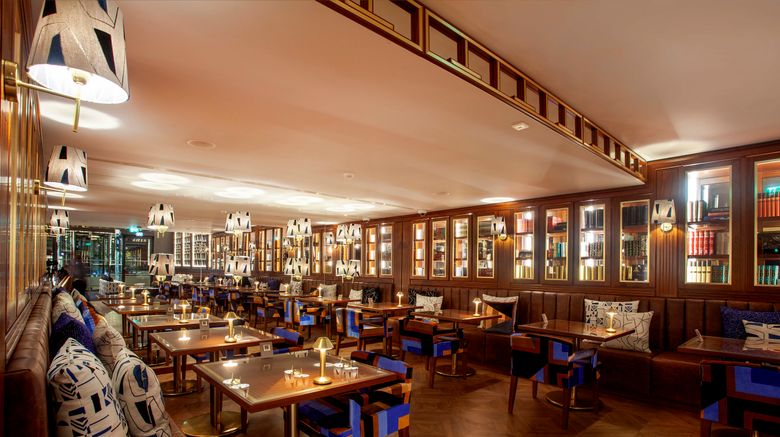<b>Wine & Books Lisboa Hotel Restaurant</b>. Images powered by <a href="https://www.leonardoworldwide.com/" title="Leonardo Worldwide" target="_blank">Leonardo</a>.