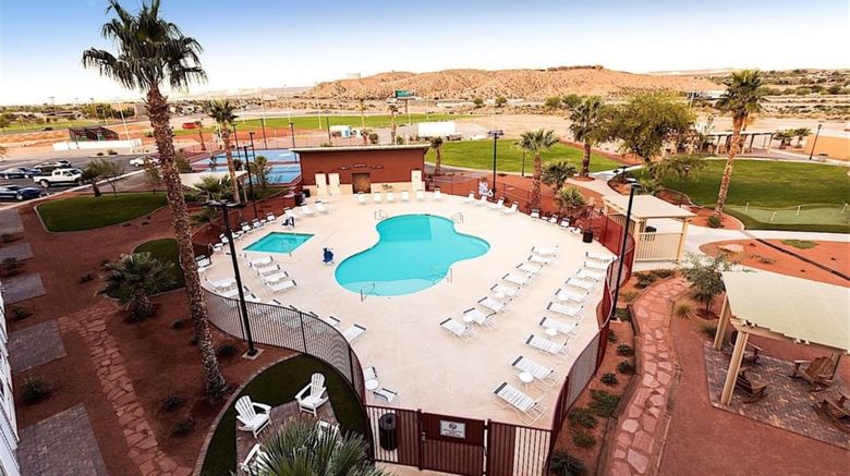 <b>Holiday Inn Resort Mesquite Pool</b>. Images powered by <a href="https://www.leonardoworldwide.com/" title="Leonardo Worldwide" target="_blank">Leonardo</a>.