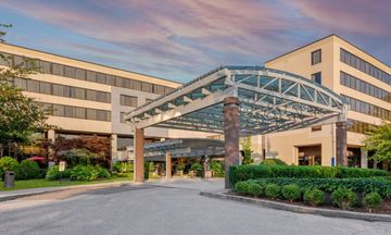 Armon Hotel & Conference Center