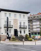 Hotel Mondragon