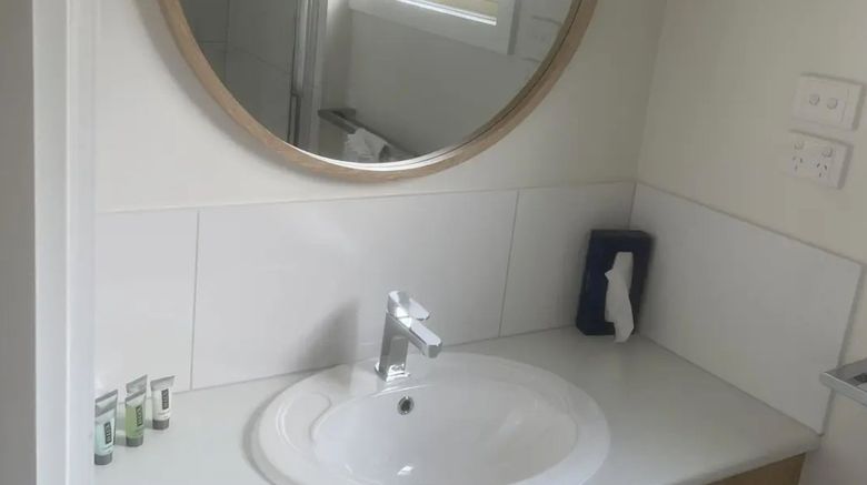 <b>NRMA Mildura Riverside Holiday Park Room</b>. Images powered by <a href="https://www.leonardoworldwide.com/" title="Leonardo Worldwide" target="_blank">Leonardo</a>.