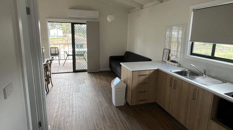 <b>NRMA Mildura Riverside Holiday Park Room</b>. Images powered by <a href="https://www.leonardoworldwide.com/" title="Leonardo Worldwide" target="_blank">Leonardo</a>.